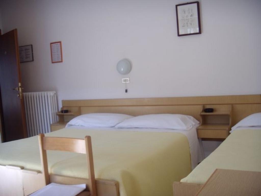 Hotel Sul Ponte Firenze Bagian luar foto