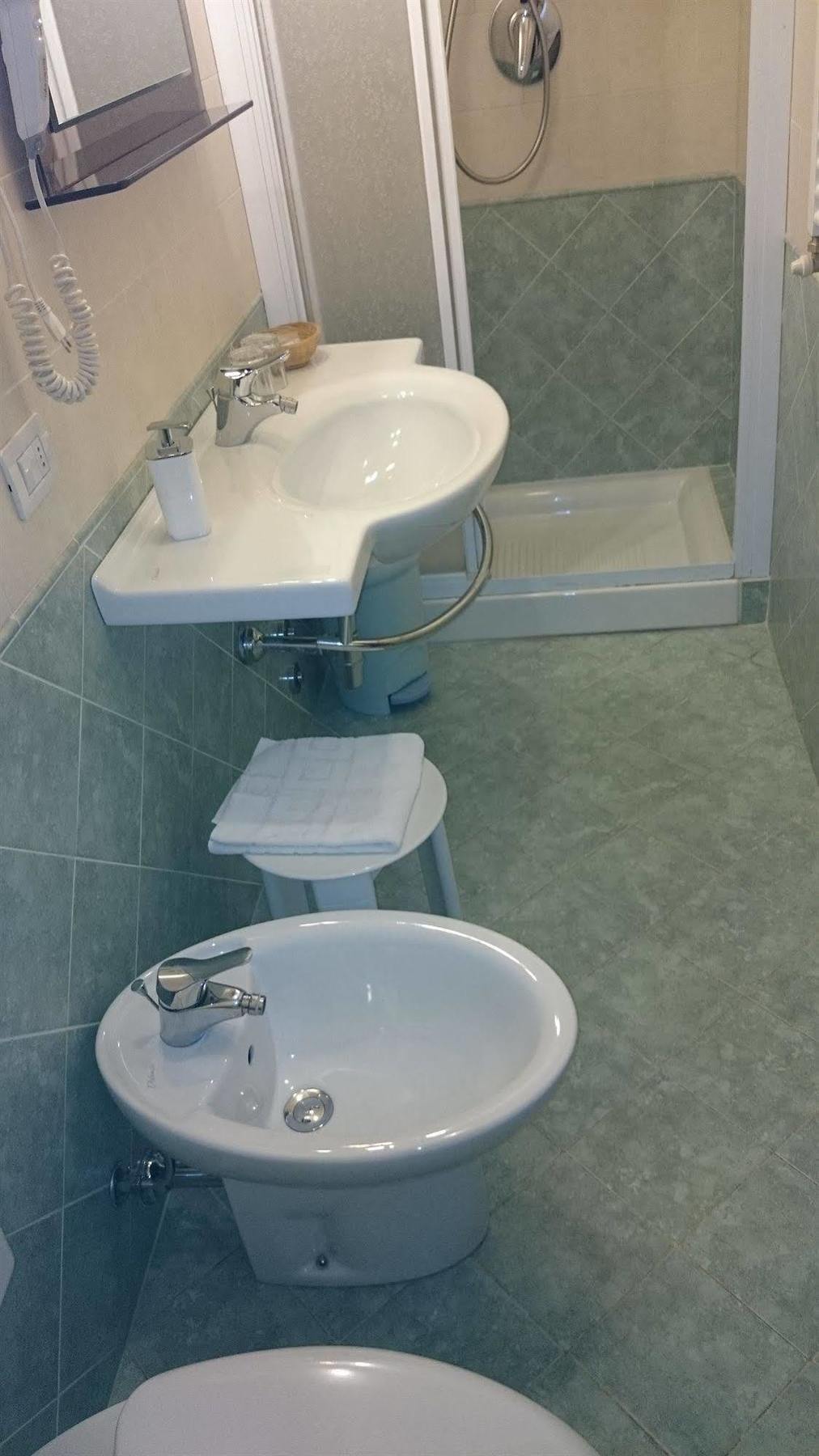 Hotel Sul Ponte Firenze Bagian luar foto